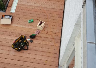 Hardhouten vlonder op balkon